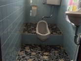 段差のある和式トイレを改装