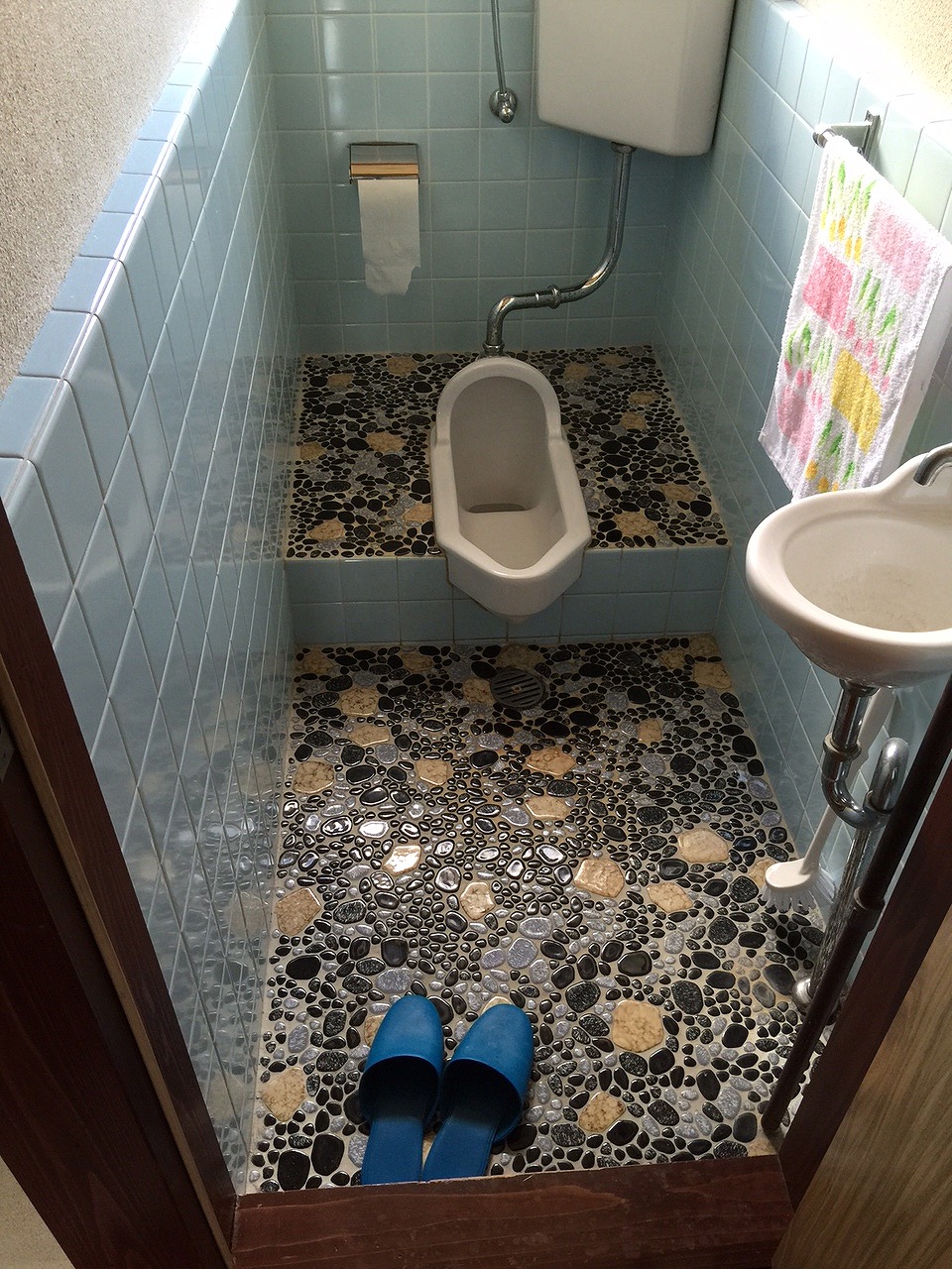 和式トイレを洋式に…施工前写真