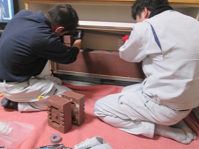 蓄熱式暖房の組立